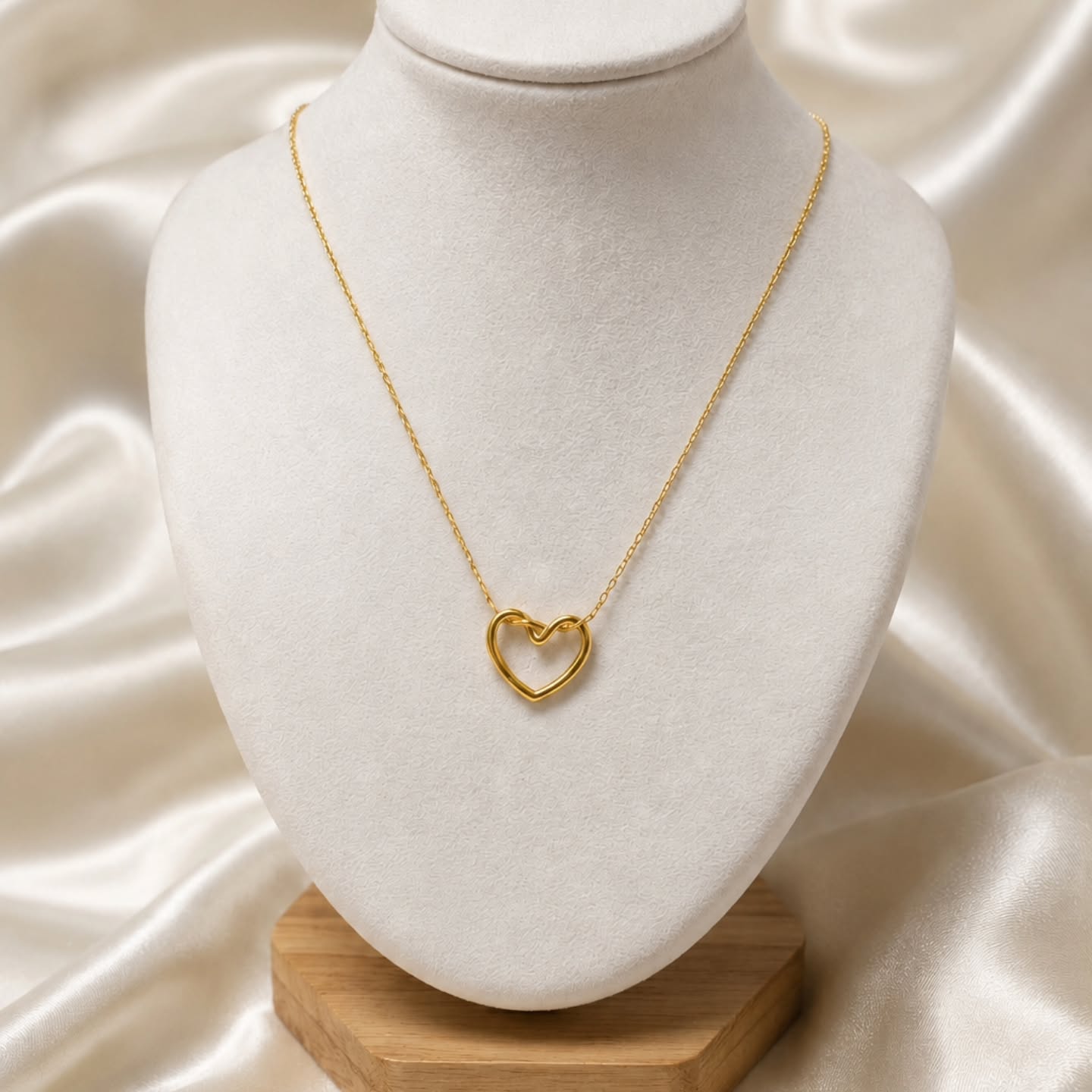 Elegant Heart Pendant Necklace