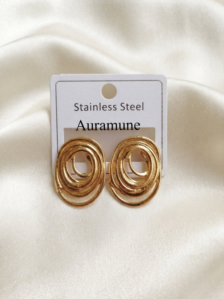 Golden Interwoven Oval Earrings