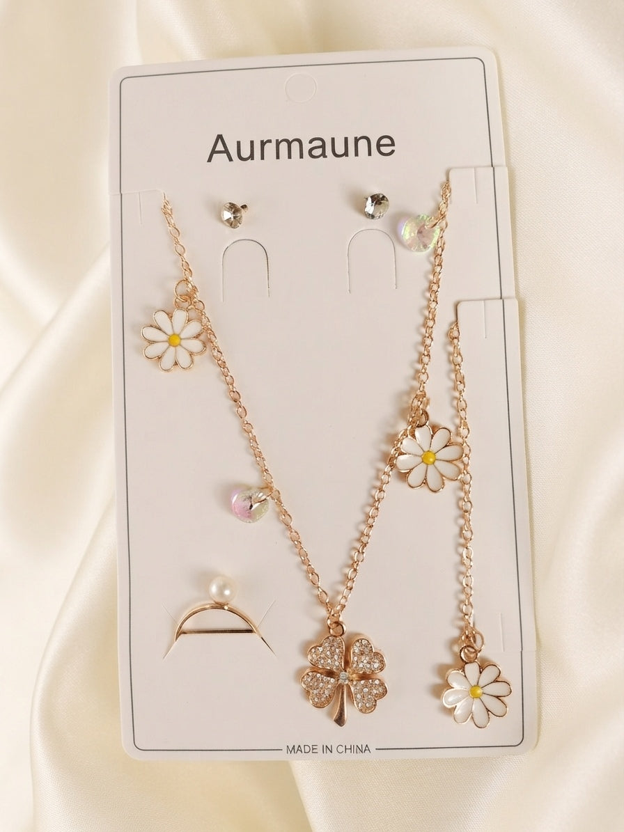 Daisy Charm Gold Jewelry Set