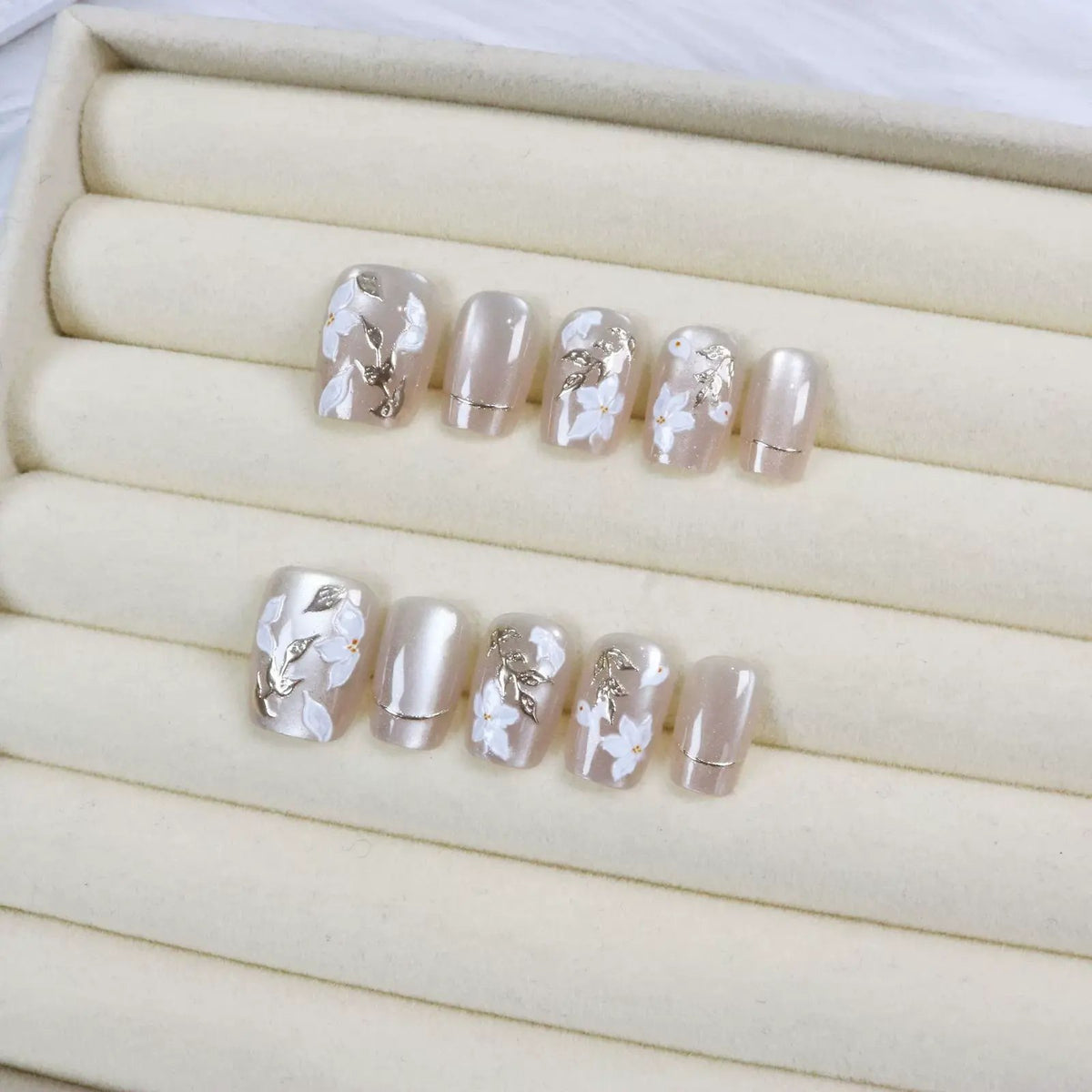 10 pc's [xs/s/m] fake nails