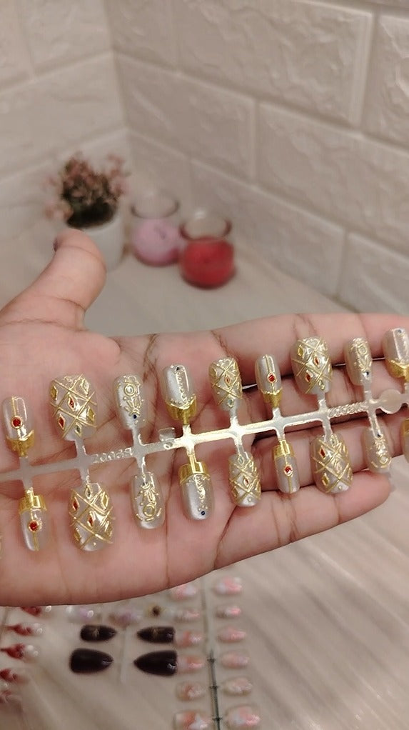 10 pc's [xs/s/m] fake nails