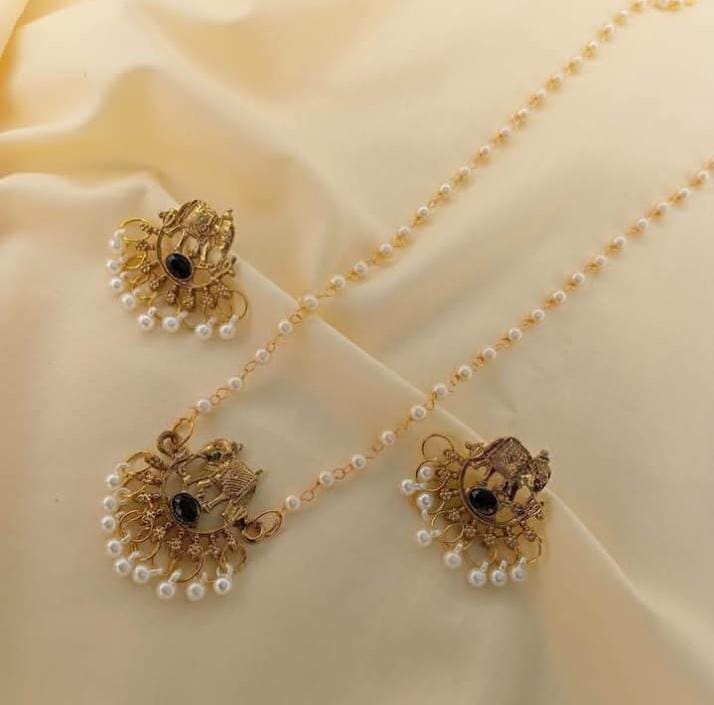 Elephant pearl design earring and necklace set