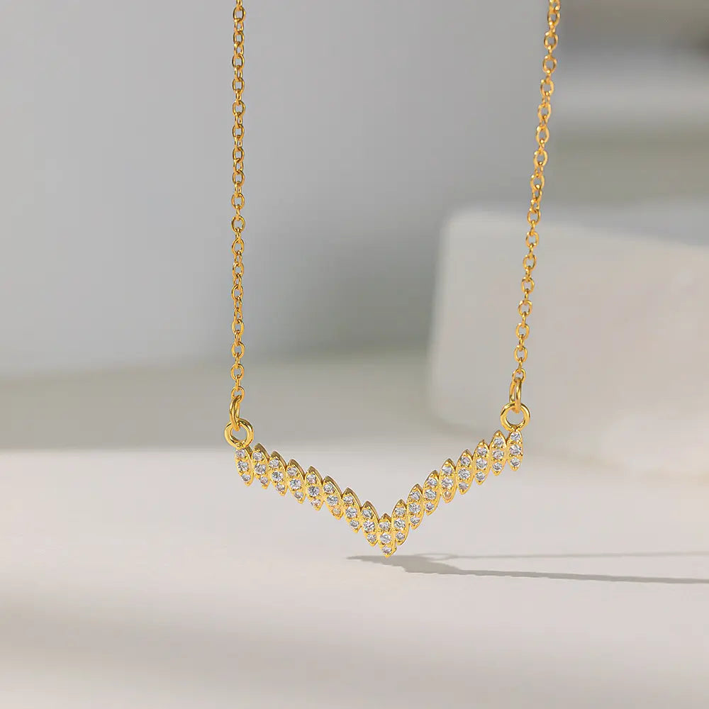 white diamond wings color guaranteed necklace